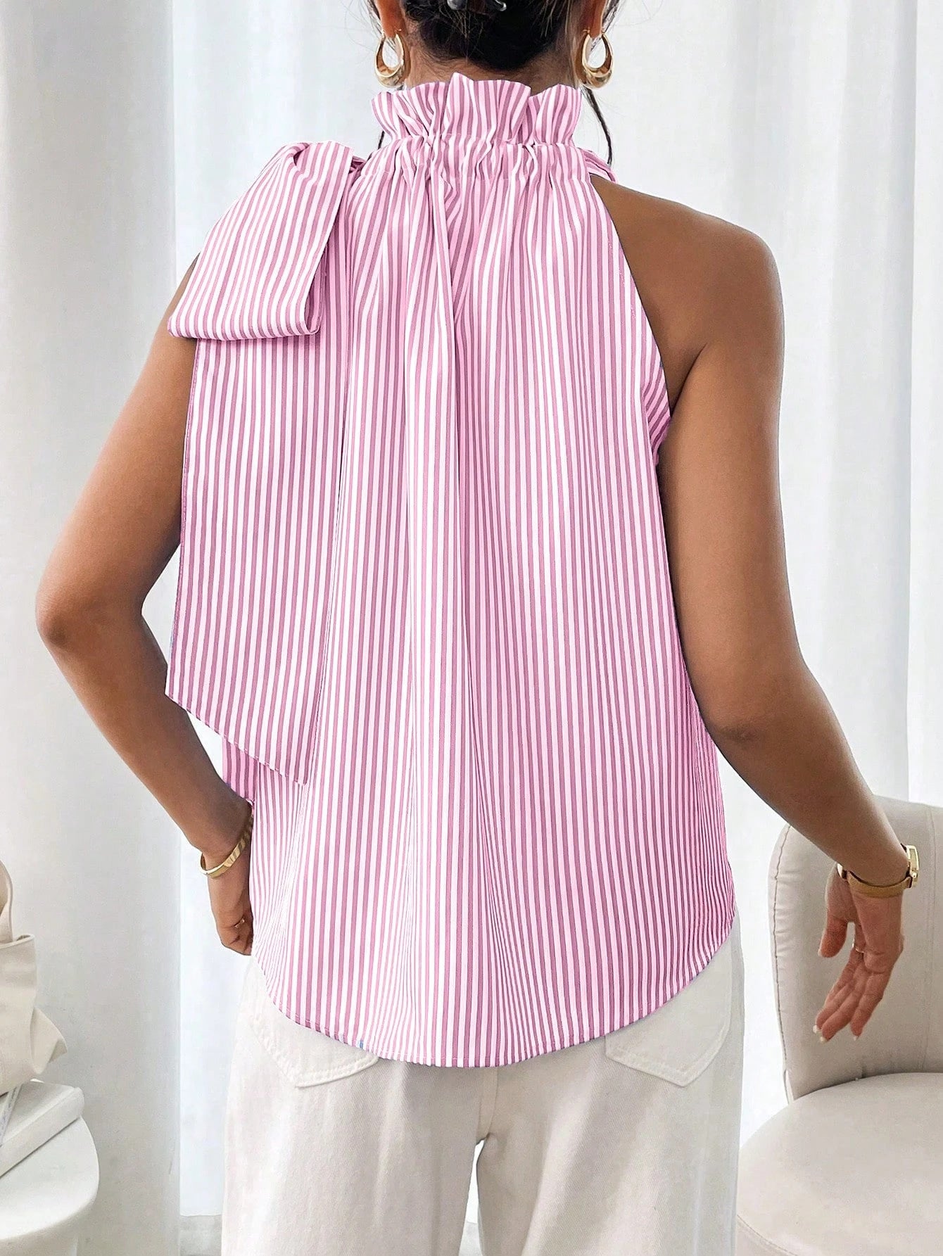 Haut à col roulé sans manches en dentelle rayée - Chic&Shines