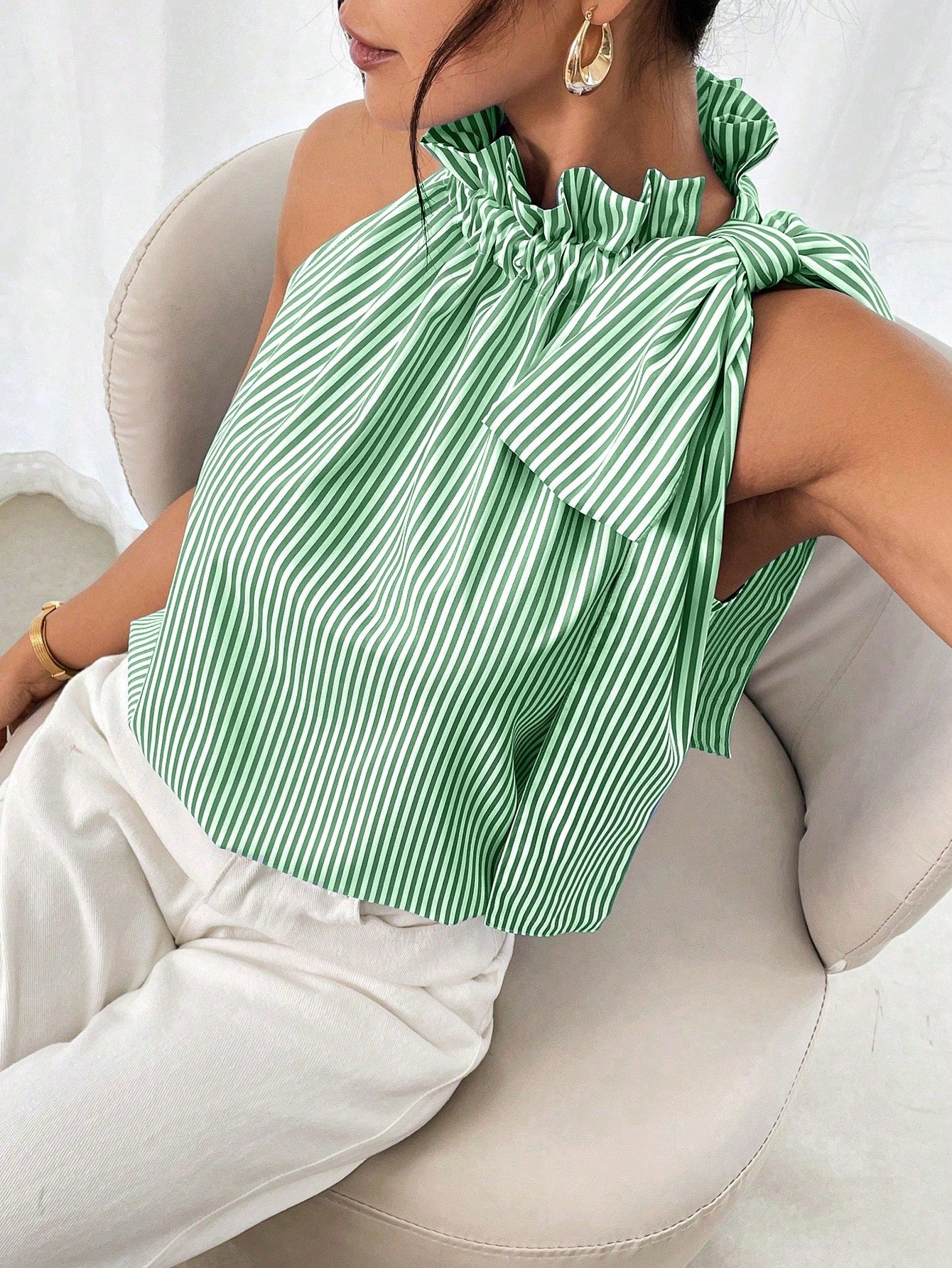 Haut à col roulé sans manches en dentelle rayée - Chic&Shines
