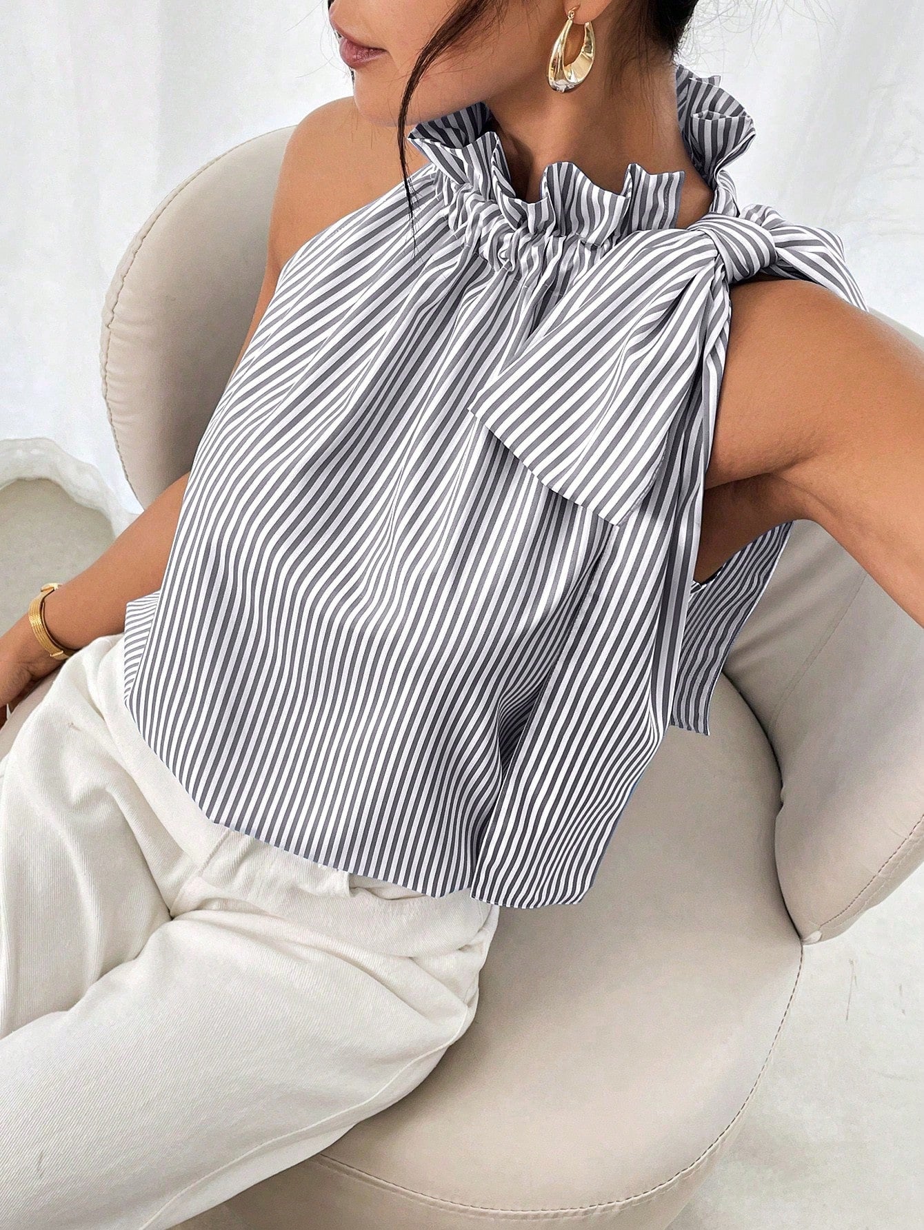 Haut à col roulé sans manches en dentelle rayée - Chic&Shines