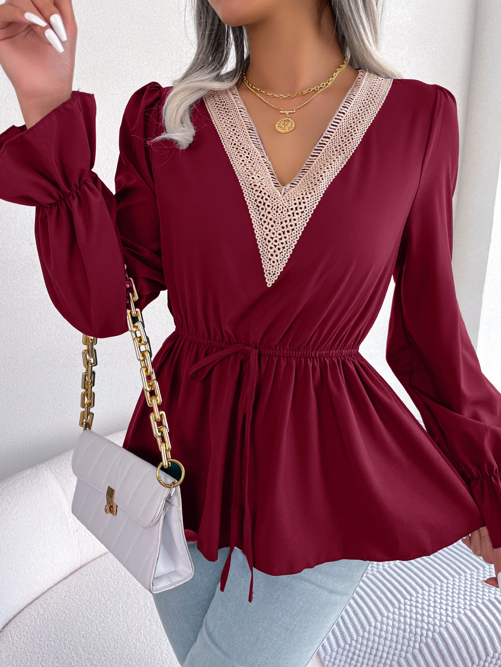 Haut En Mousseline De Soie Col V Ceinture À Lacet - Chic&Shines