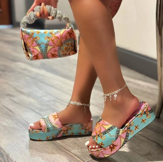 Sandale compensée - Chic&Shines