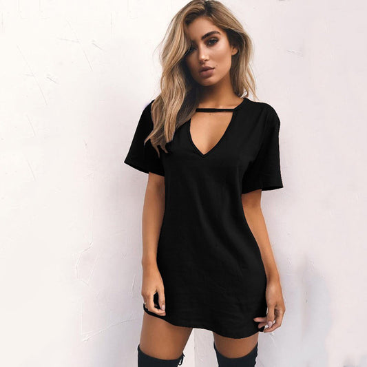 Mini robe droite à manches courtes et col V - Chic&Shines