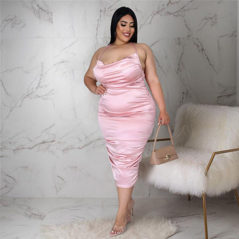 Robe mi-longue de soirée en satin licou dos nu - Chic&Shines