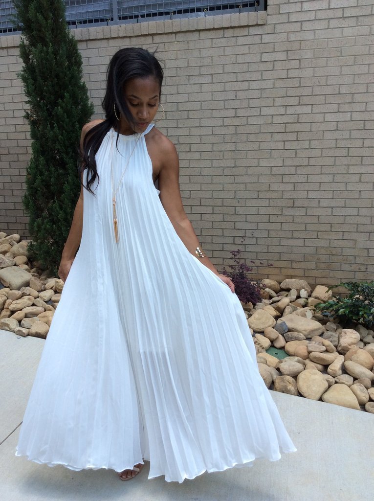 Robe longue plissée mousseline col licou sans manches - Chic&Shines
