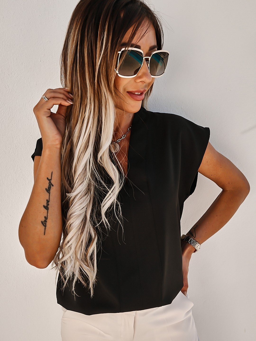 Chemisier col v sans manches - Chic&Shines