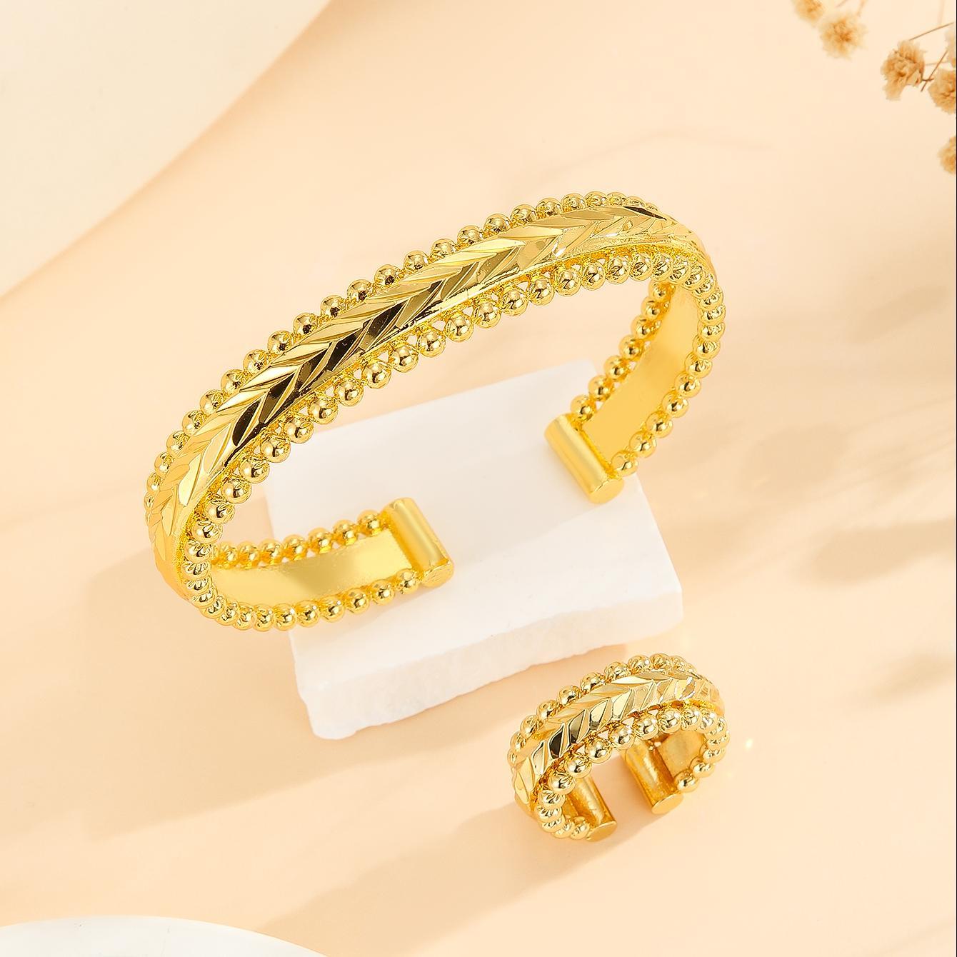 Ensemble bijoux bagues et bracelets plaqués or
