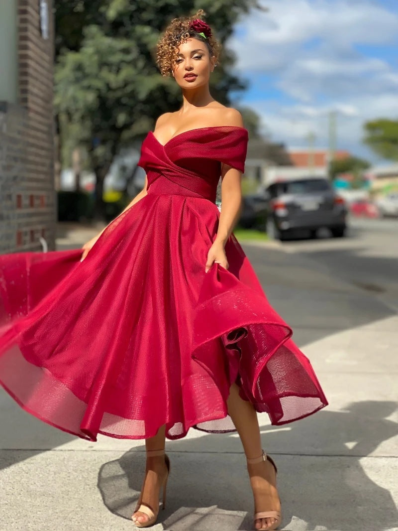 Robe de soirée à épaules dénudées