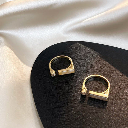 Bague en marbre et zircon design - Chic&Shines