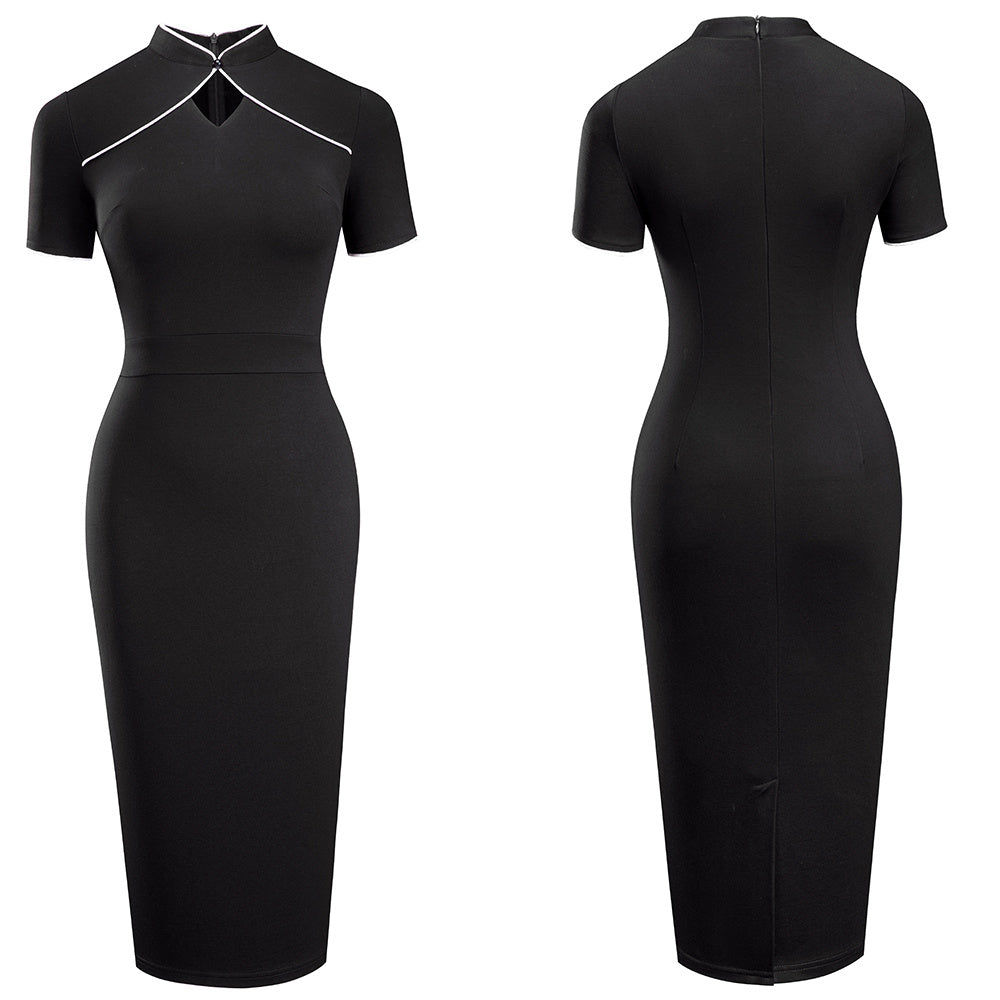 Robe courte rétro à col montant et coupe ajustée
