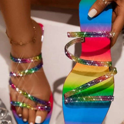 Chaussures carrés à semelle plate et strass colorés - Chic&Shines