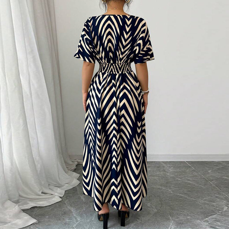 Robe longue manches courtes et taille ajustée - Chic&Shines