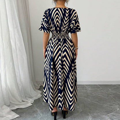 Robe longue manches courtes et taille ajustée - Chic&Shines