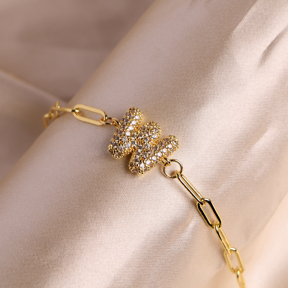 Bracelet clip en zircone pendentif lettre