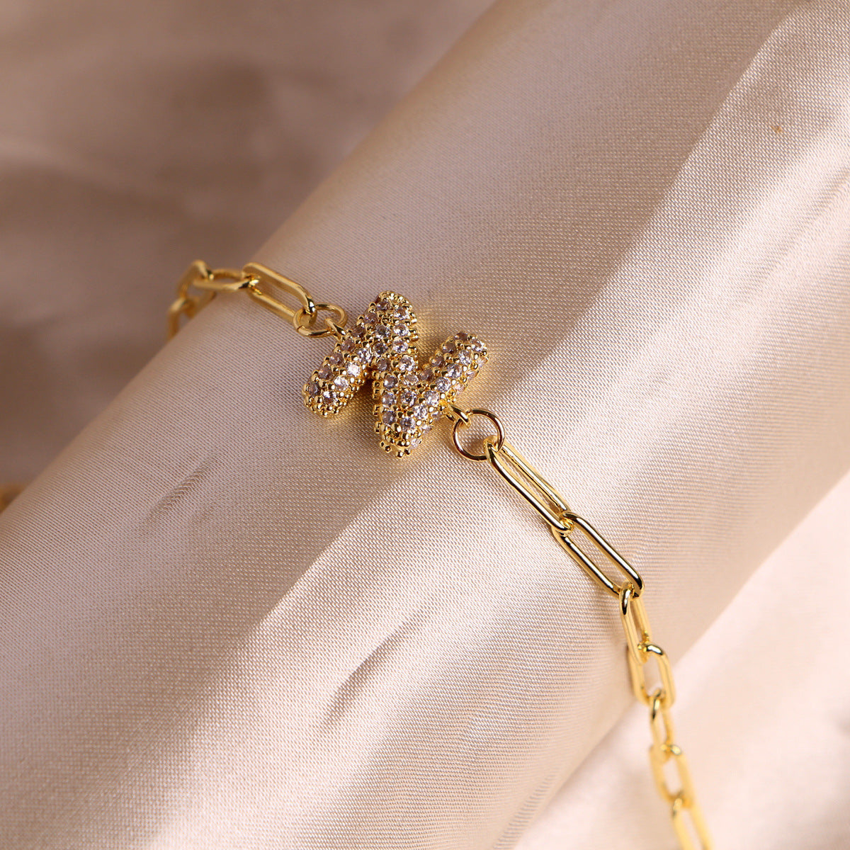 Bracelet clip en zircone pendentif lettre