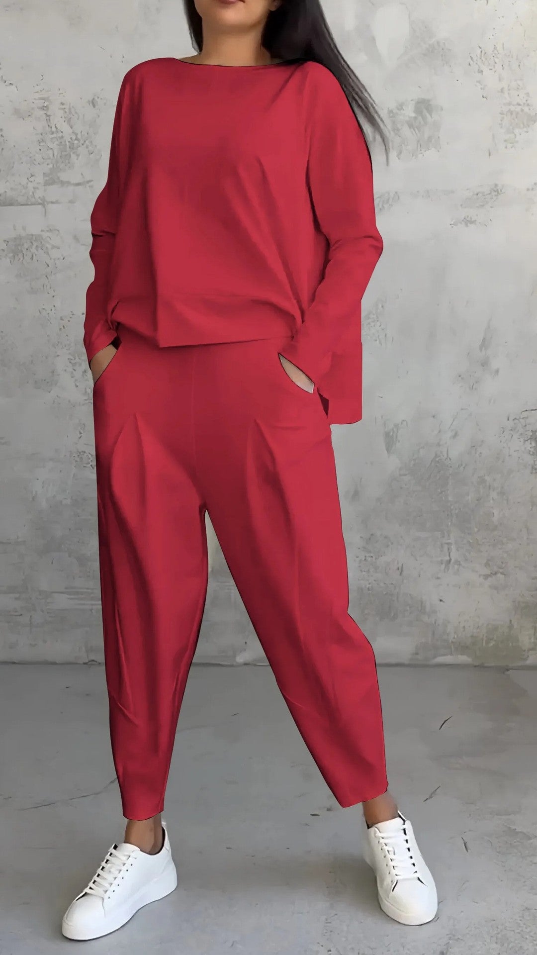Ensemble haut col rond manches longues et pantalon