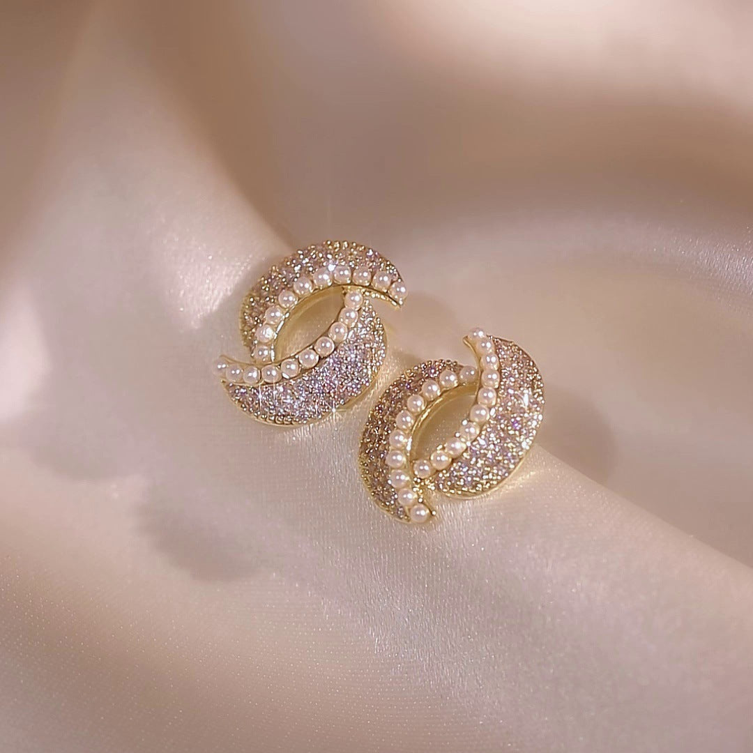 Boucles d'oreilles ornées de strass et de perle - Chic&Shines