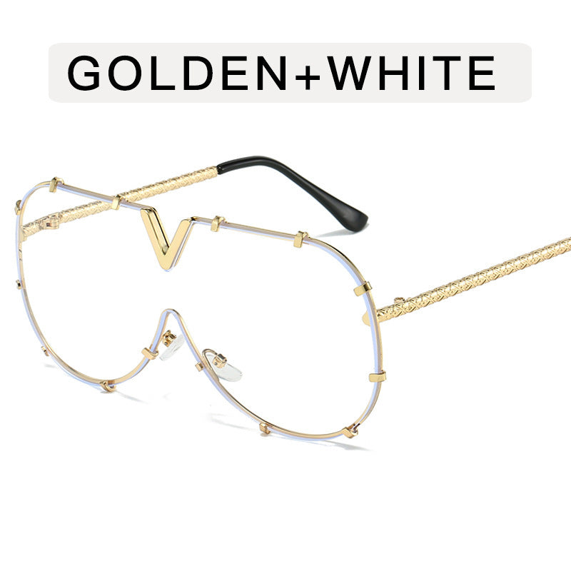 Lunette de soleil V avec rivets en métal