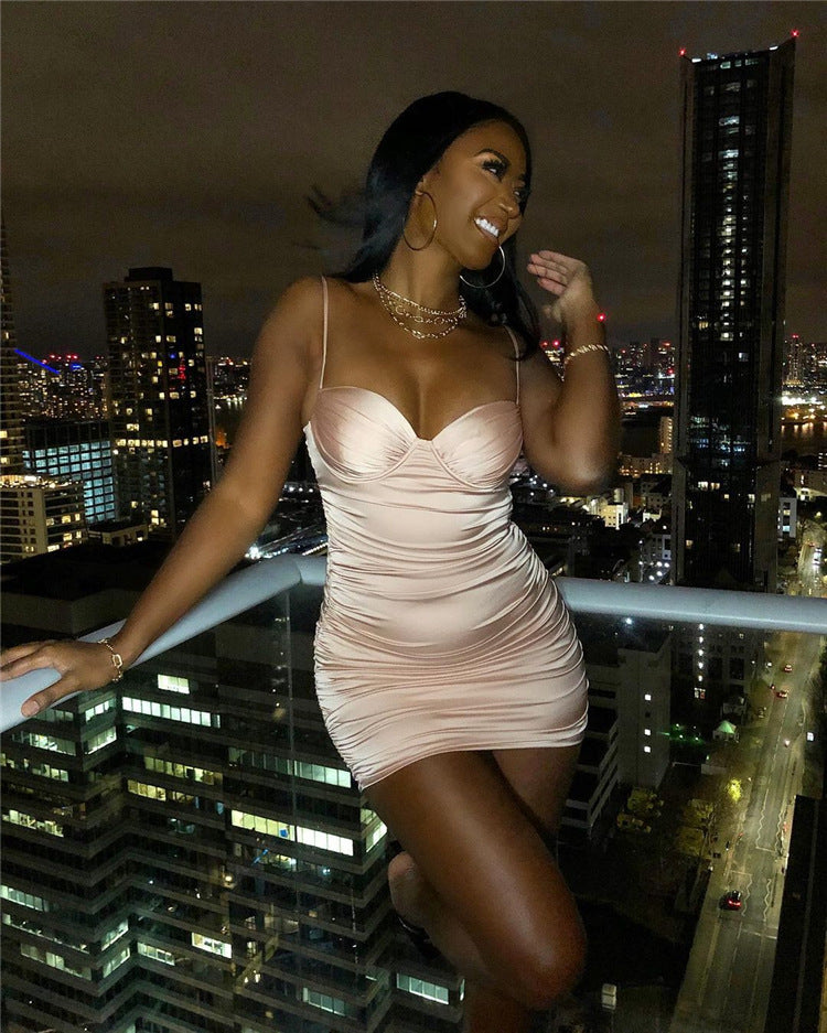 Robe Moulante Décolleté En Satin A Bretelles - Chic&Shines