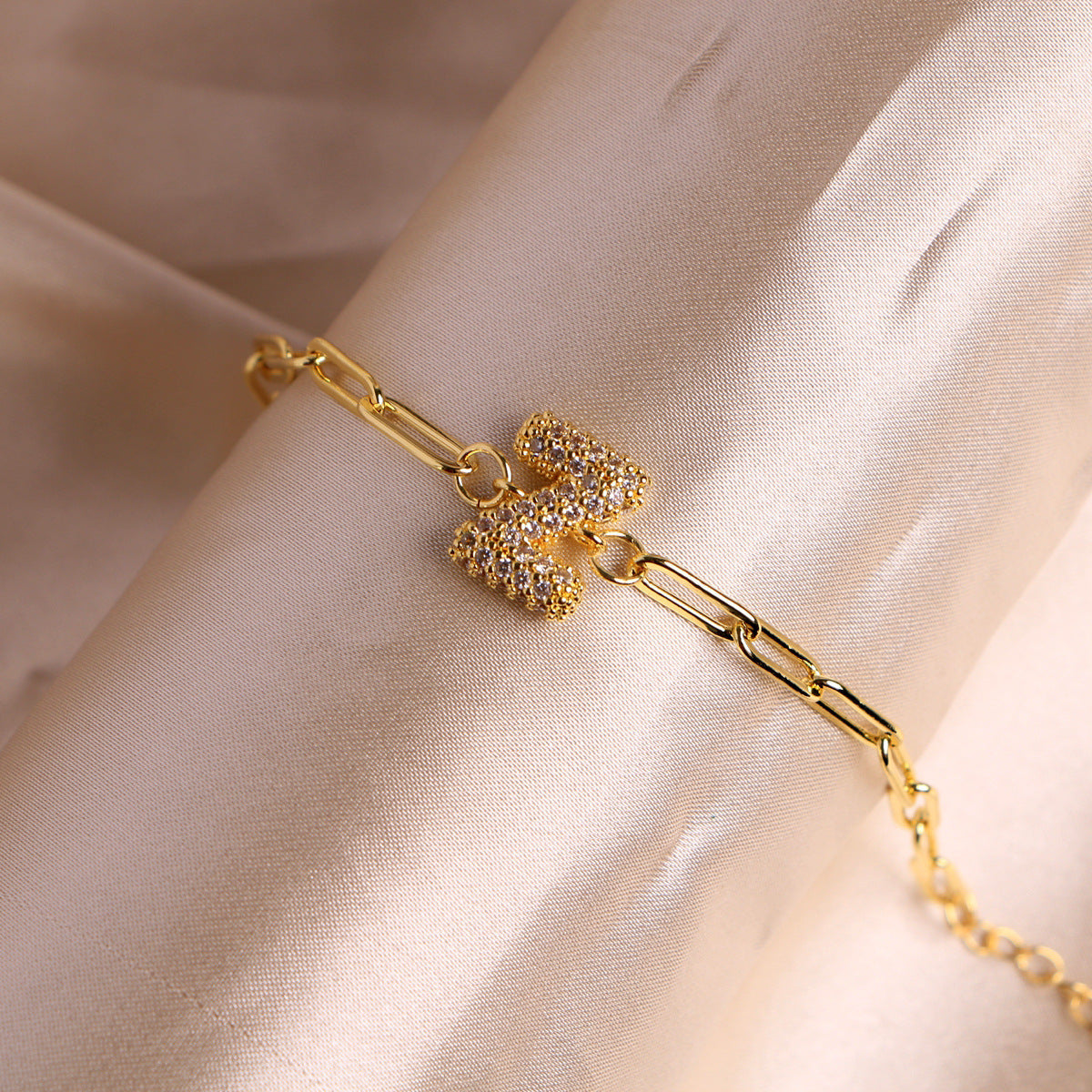Bracelet clip en zircone pendentif lettre