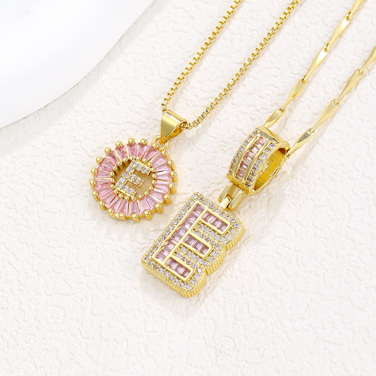 Collier pendentif lettre de l'alphabet - Chic&Shines