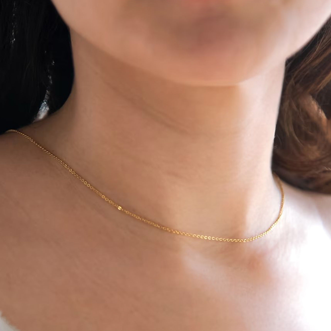 Chaîne arrière multicouche avec pendentif en perles