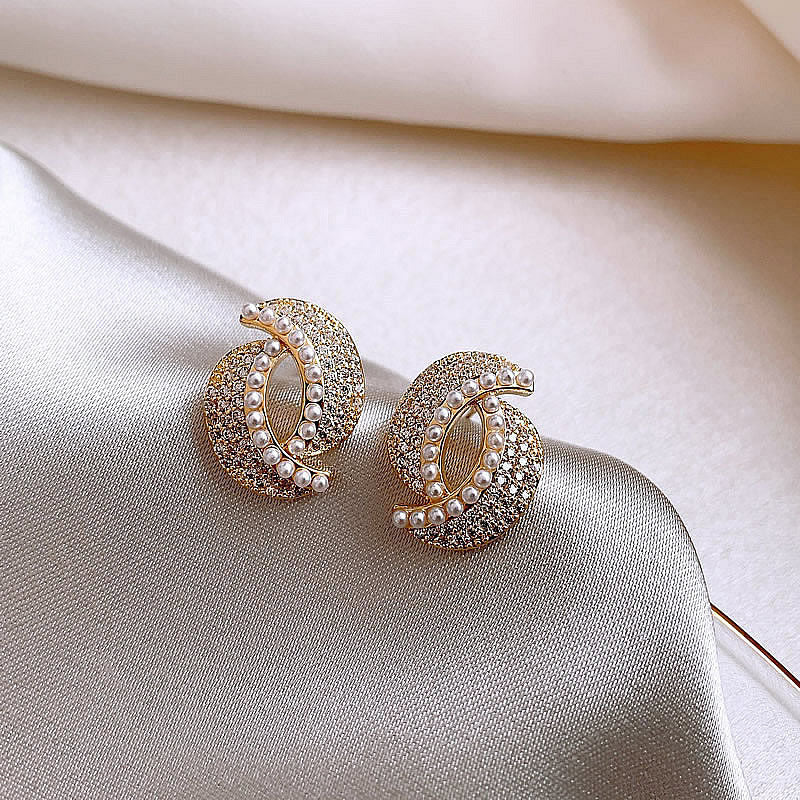 Boucles d'oreilles ornées de strass et de perle - Chic&Shines