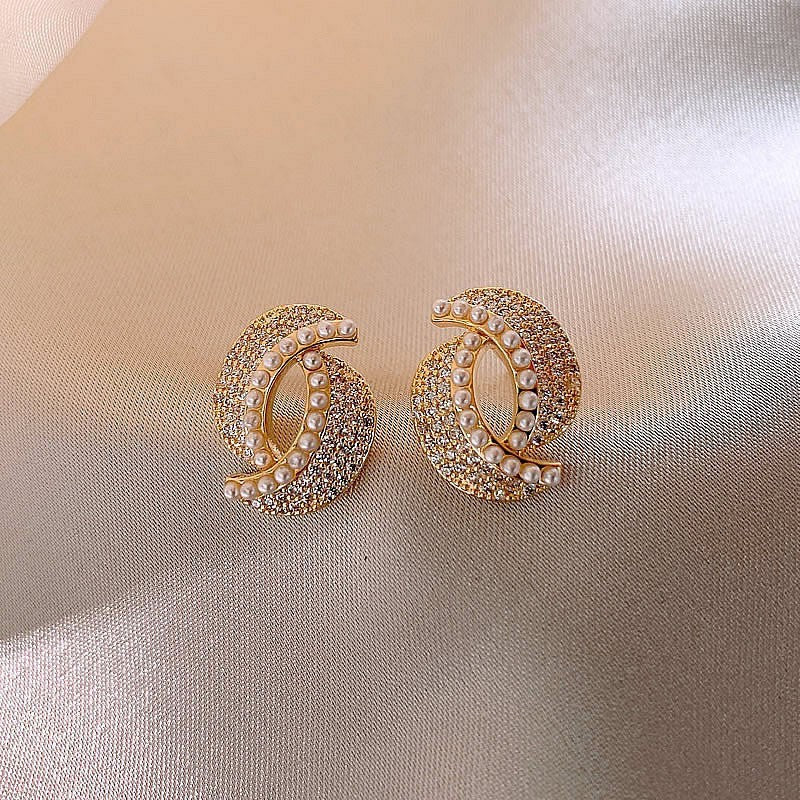Boucles d'oreilles ornées de strass et de perle - Chic&Shines