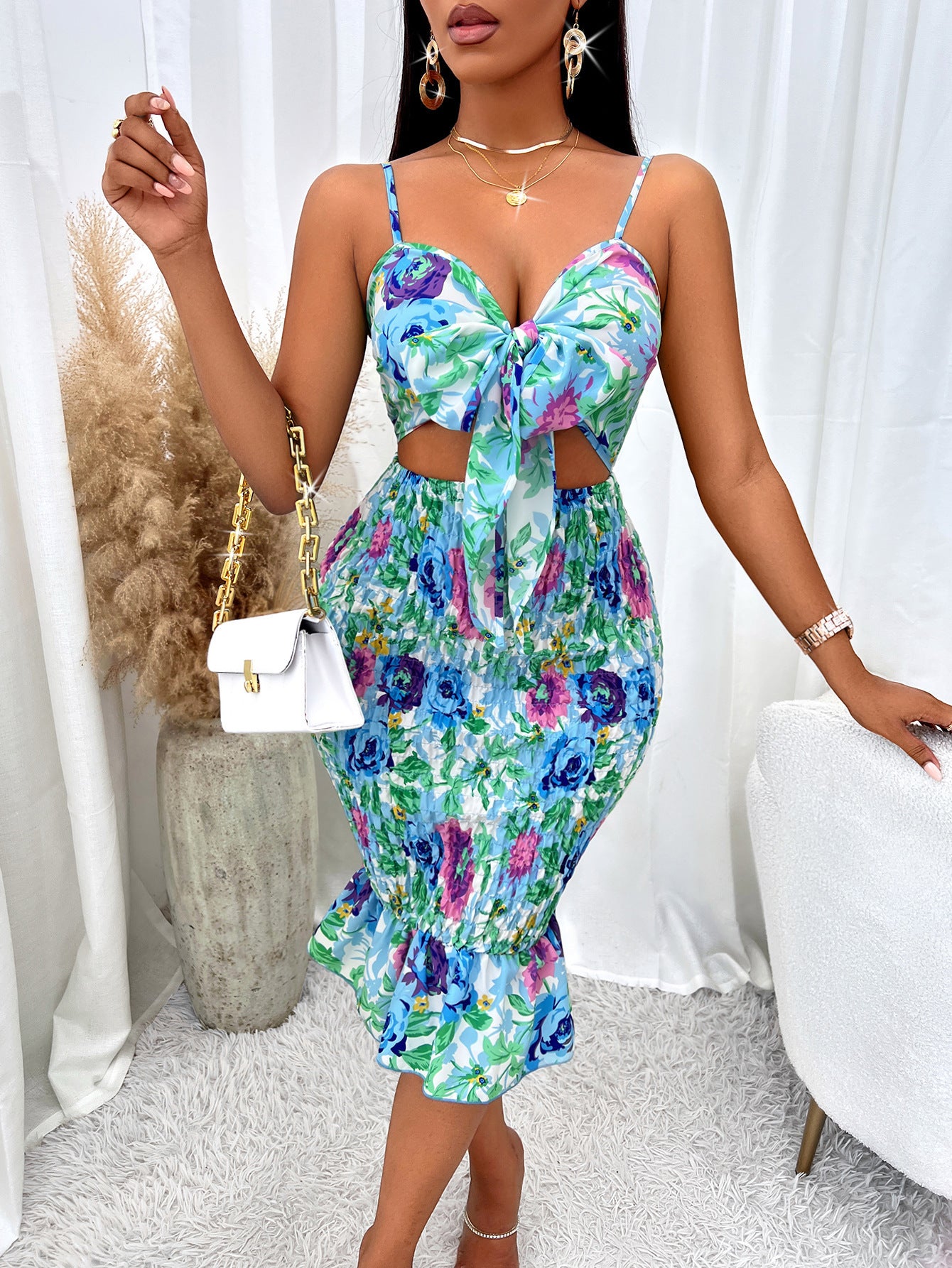 Robe courte à bretelles