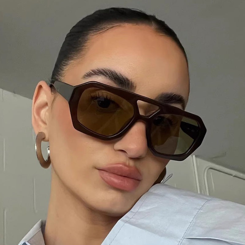 Lunette de soleil carrée