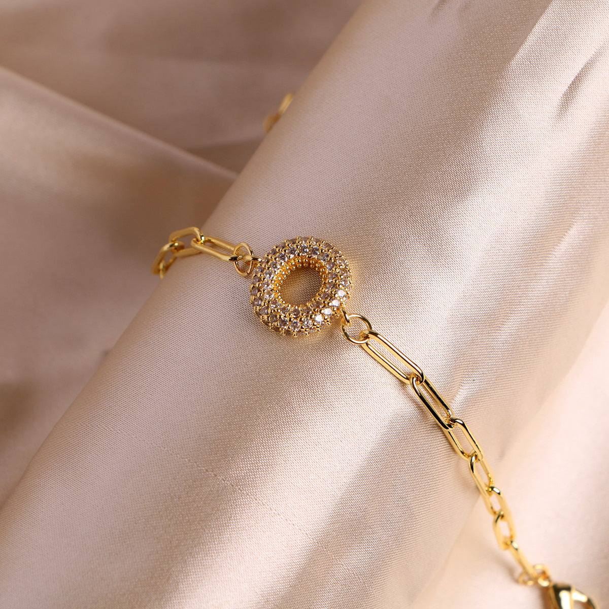 Bracelet clip en zircone pendentif lettre