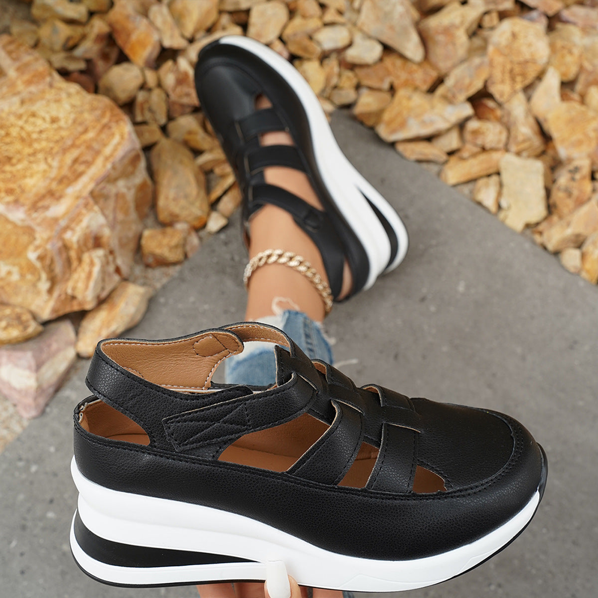 Chaussure à semelles épaisses réhaussantes - Chic&Shines