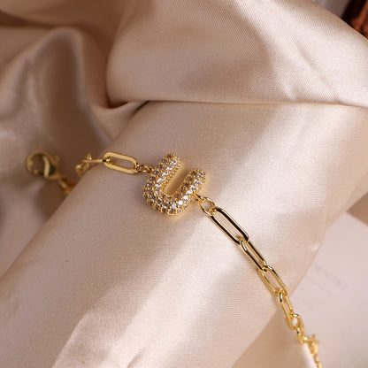 Bracelet clip en zircone pendentif lettre - Chic&Shines