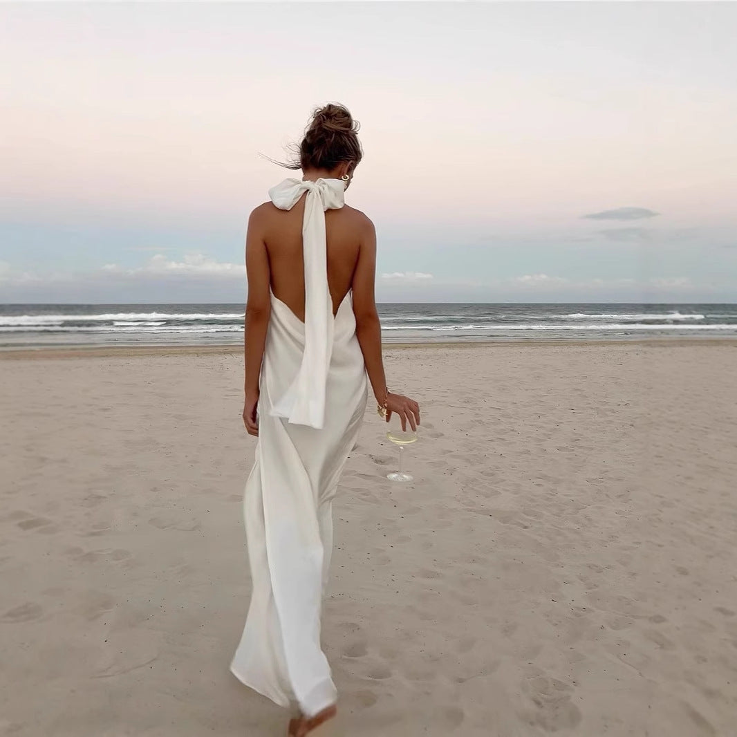 Robe longue de soirée licou en crochet dos nu