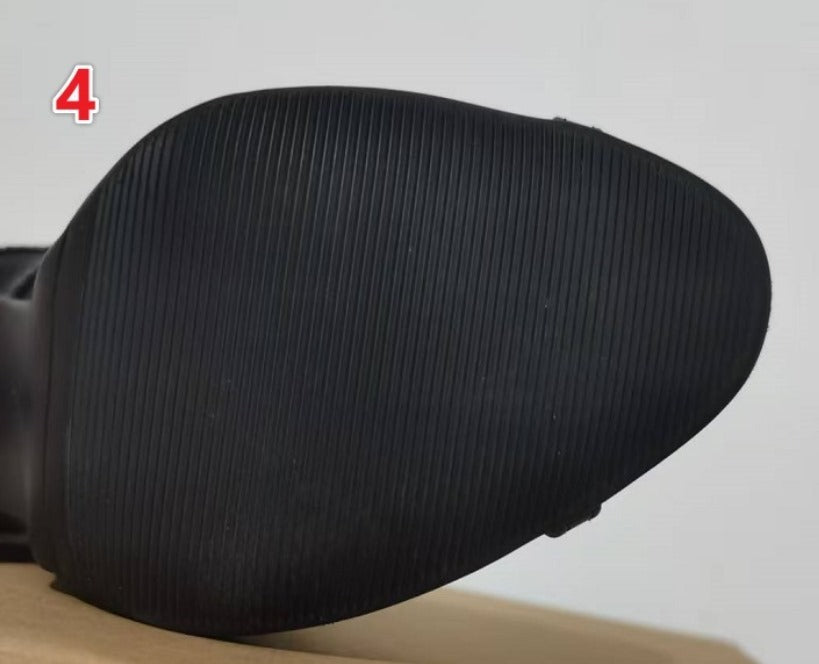 Bottes à talons aiguilles