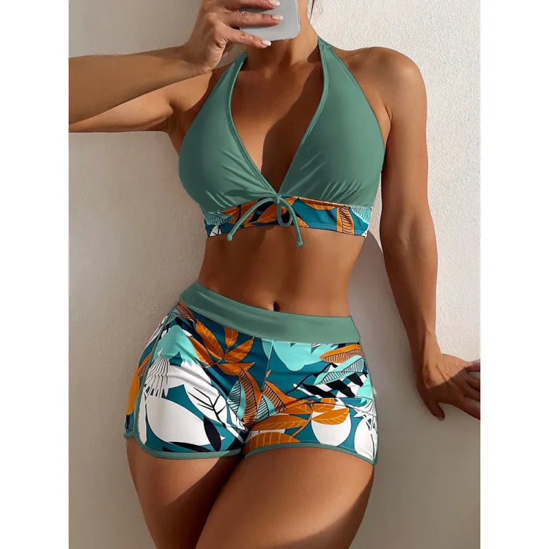 Maillot de bain deux pièces haut licou et son short
