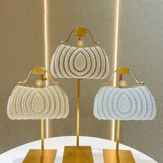 Sac à main à bandoulière en perles et diamants - Chic&Shines