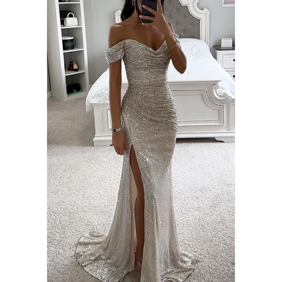 Robe longue de soirée fendue à paillettes et col dénudé