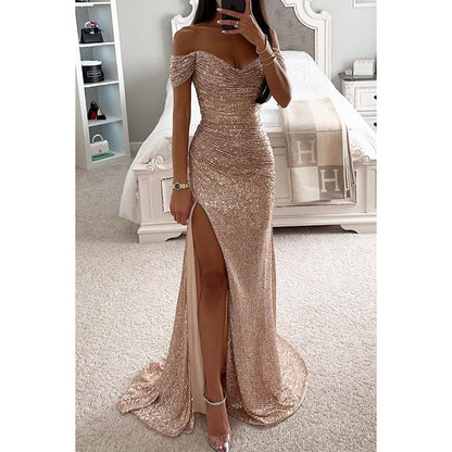 Robe longue de soirée fendue à paillettes et col dénudé