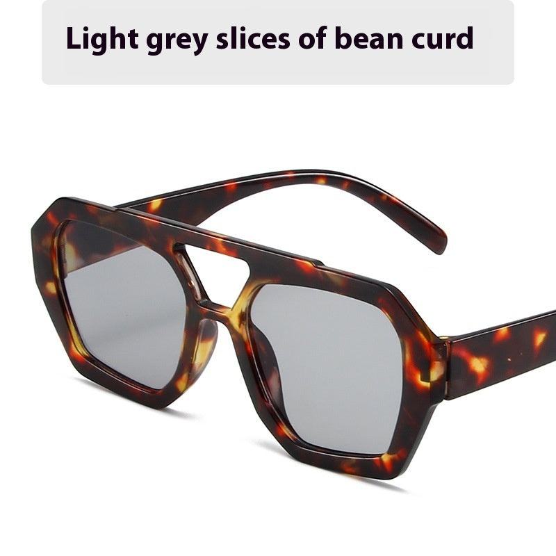 Lunette de soleil carrée