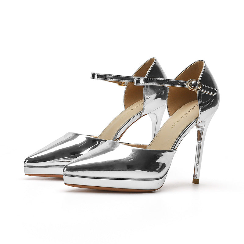 Escarpins à plateforme imperméables bout pointu