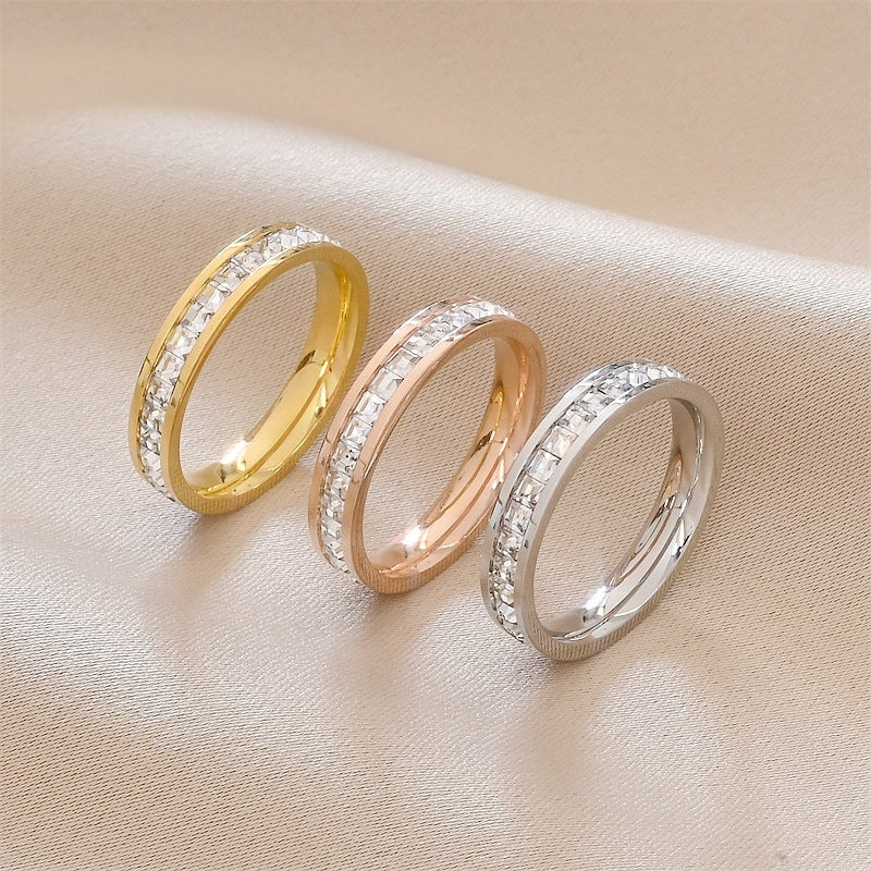 Bague simple et double rangée de diamants en acier titane