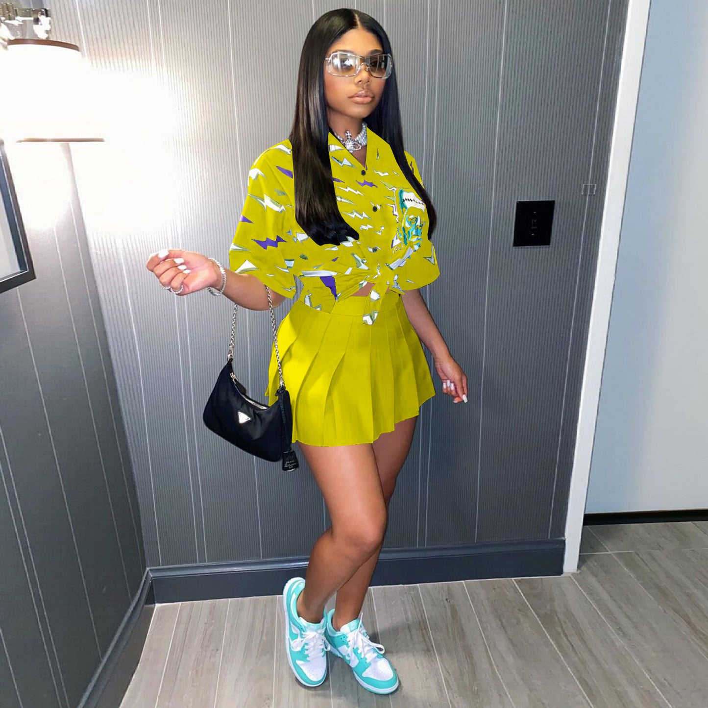 Ensemble chemise à boutons et jupe courte plissée - Chic&Shines