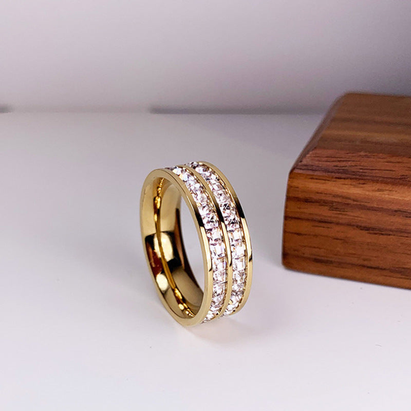 Bague simple et double rangée de diamants en acier titane