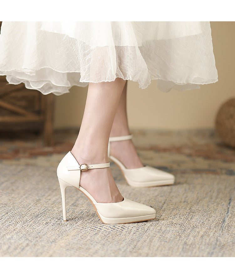 Escarpins à plateforme imperméables bout pointu