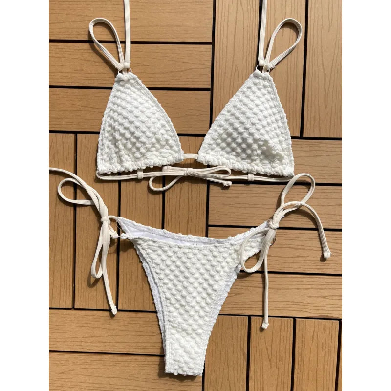 Maillot de bain bikini à bretelles col licou
