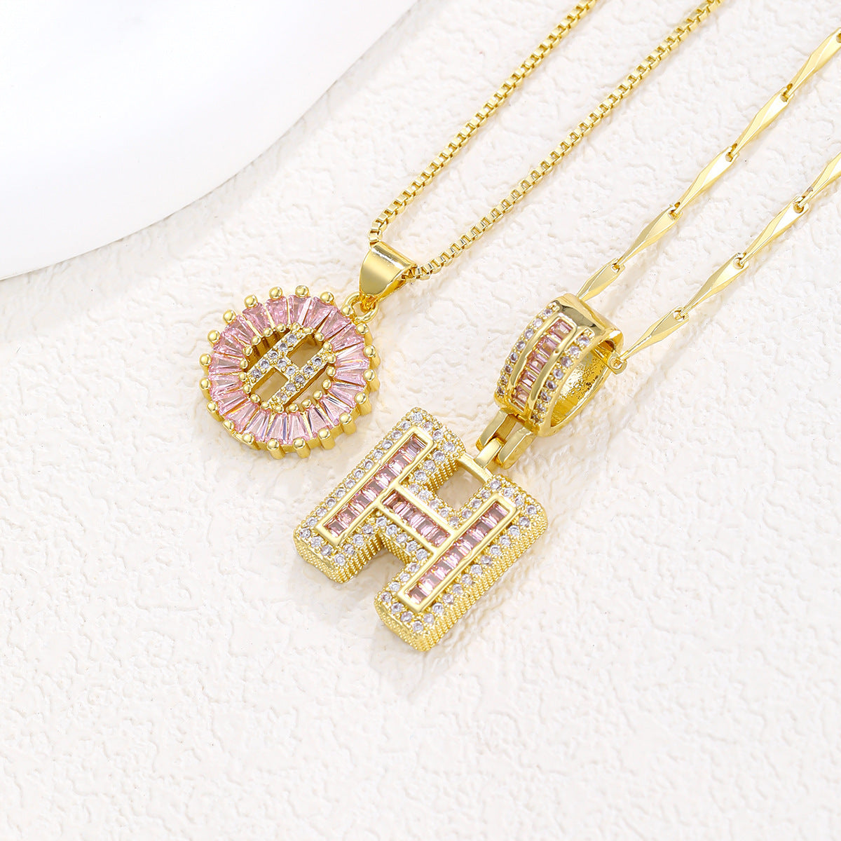 Collier pendentif lettre de l'alphabet - Chic&Shines