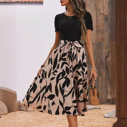 Robe à manches courtes et coutures imprimées - Chic&Shines