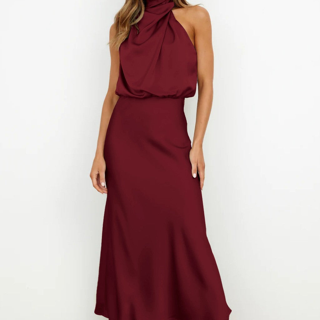 Robe longue col haut sans manches design