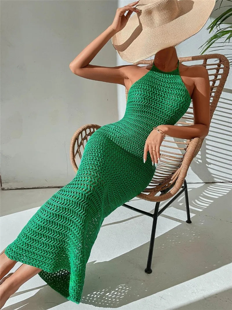 Vestido de punto con espalda descubierta y hueco