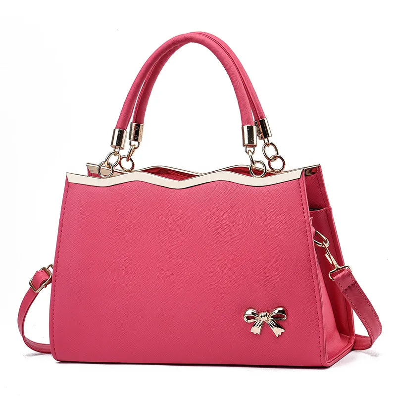 Handbag with bow tie 